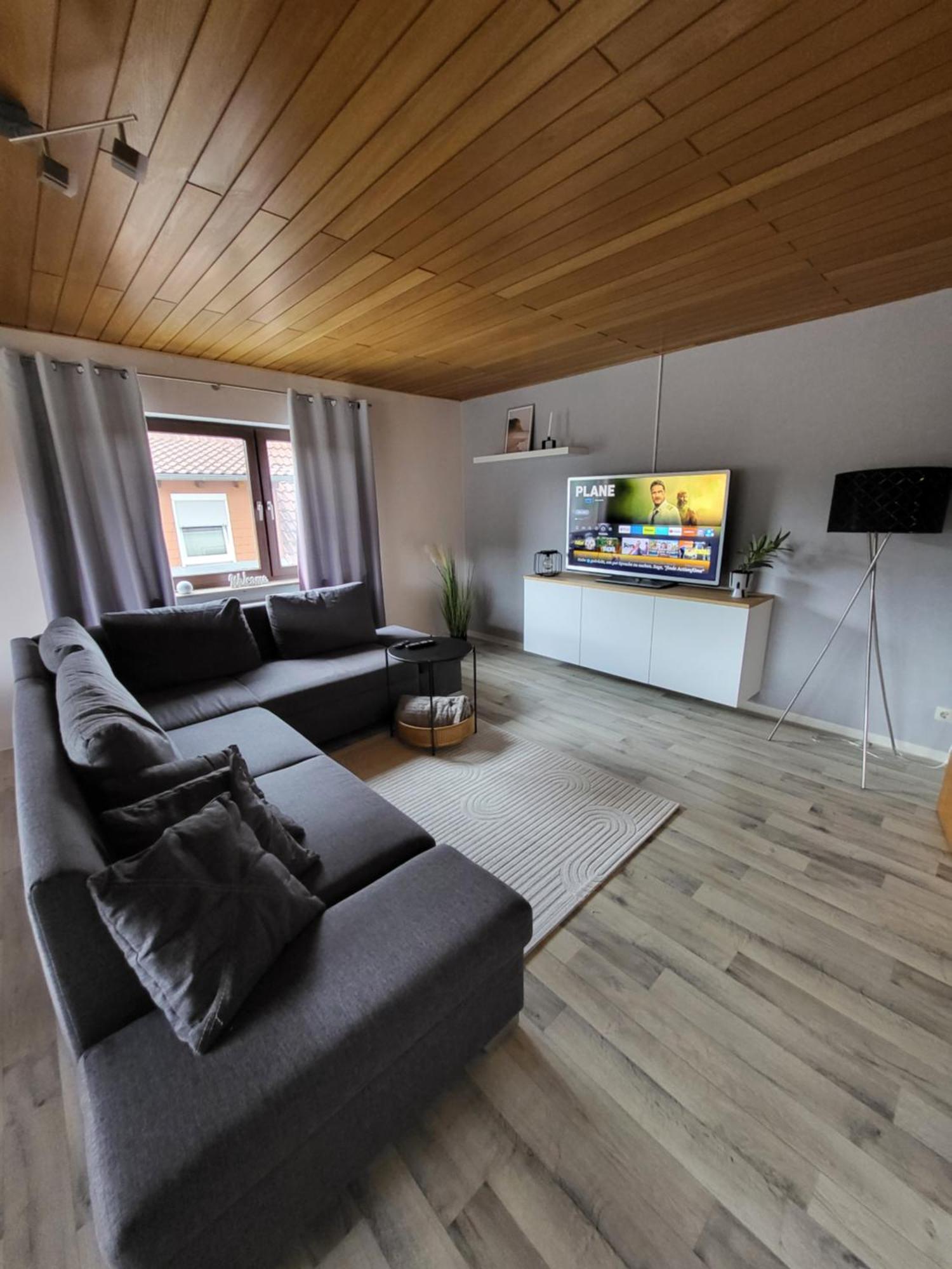 Ferienwohnung Weitblick Uninah Homburg  Exterior photo